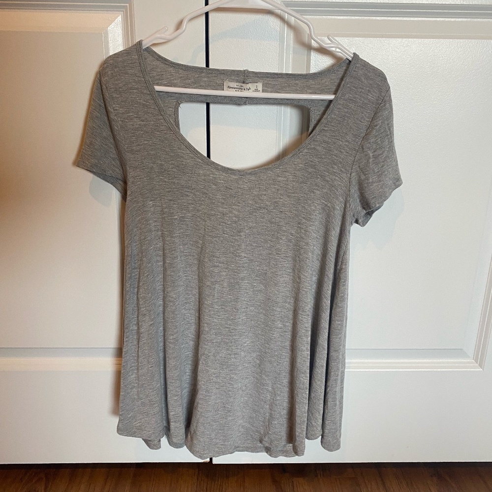 A&F Top, cute back!